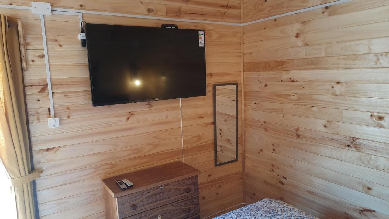 Cabana Del Campo Hornopiren Ngoại thất bức ảnh